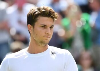 Wimbledon > Kecmanovic, avant d'affronter Sinner: "Toute la semaine, Jannik était à l'écart, il ne parlait à personne"