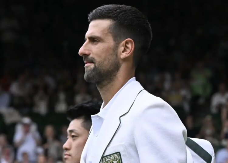 Wimbledon > La tenue très spéciale de Novak Djokovic lors de son entrée sur le Centre Court