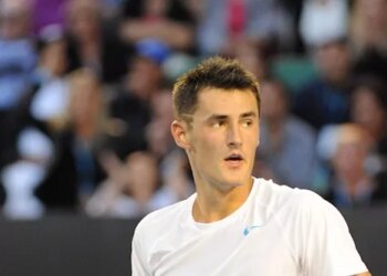 ATP - Los Cabos > Bernard Tomic balance son match, une attitude qui ne passe pas : "C'est un récidiviste. Il faut faire preuve de respect envers le sport et envers les supporters qui ont payé leur billet"