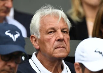 ATP > Rafael Nadal sur son père, Sebastian : "Il a réussi à bâtir la plus grande entreprise de verre des Baléares en partant de zéro. Sa détermination et son dévouement au travail ont été une immense source d’inspiration pour moi"