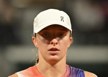 ATP - WTA > Rick Macci : "Iga Swiatek s'est tournée vers Rafael Nadal, qui l'a aidée sur terre battue, mais on ne peut pas dire que ça a vraiment bien marché"