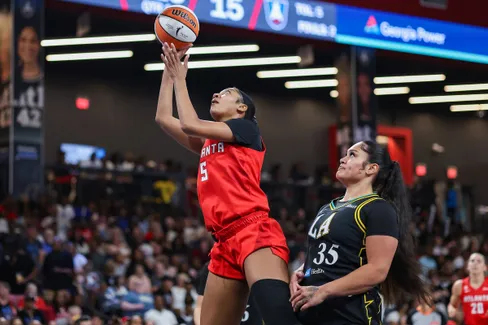 Angel Reese martyrise les Sparks pour son retour