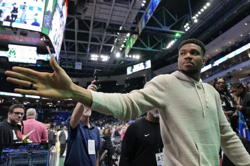 Après Giannis Antetokounmpo, les Bucks cherchent leur nouvelle voie