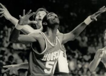 Avant Victor Wembanyama, il y a eu Ralph Sampson