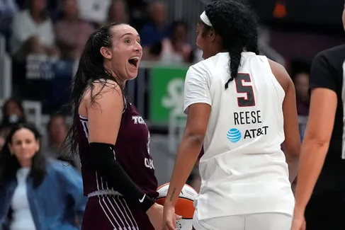 Avec un nouveau double-double d’Angel Reese, le Dream fait plier le Tempo