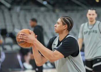 Carter Bryant rouillé pour son premier match depuis les Finals NBA