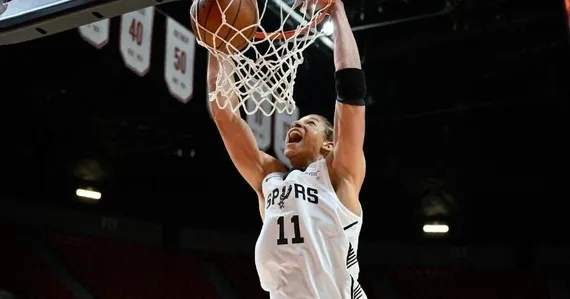 Carter Bryant se relance et les jeunes Spurs se « vengent » des Knicks