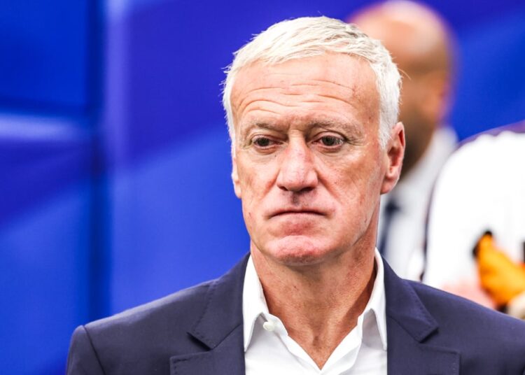 Christophe Dugarry s’emporte très violemment contre Didier Deschamps