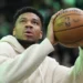 Comme Giannis Antetokounmpo change de numéro, le Heat remplace les maillots déjà vendus