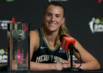 Confusion autour de l’absence de Sabrina Ionescu au concours à 3-points