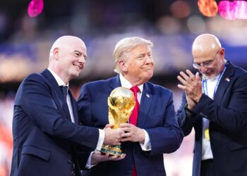 Coupe du monde 2030 à 64 équipes : le défi est-il jouable ?