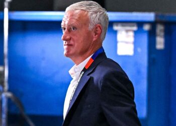 Deschamps aurait dû partir avant