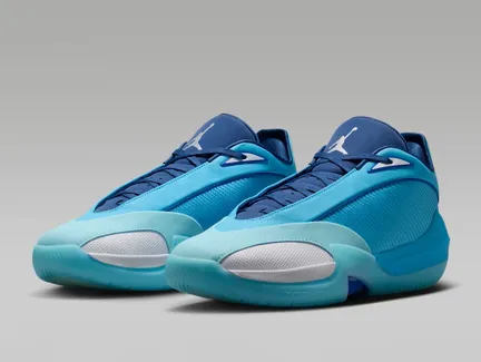 Deux nouveaux coloris pour la Jordan Triangle