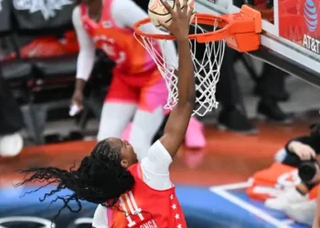 Dominique Malonga a illuminé le All-Star Game avec son dunk !