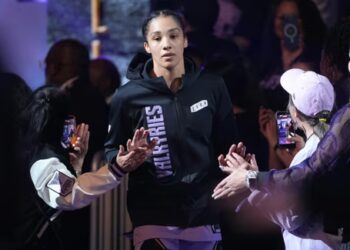 Gabby Williams fait déjà l’unanimité à Golden State