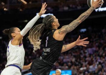 Gabby Williams parmi les dix titulaires du All-Star Game WNBA !