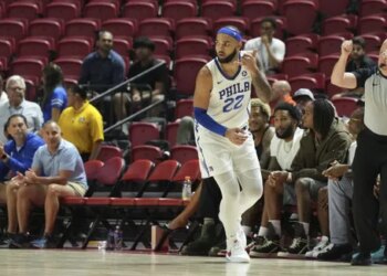 Johni Broome sacrifié par les Sixers