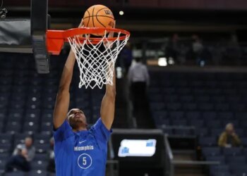Kaodirichi Akobundu-Ehiogu, la machine volante des Mavericks à Las Vegas