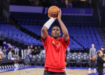 Kevon Looney débarque chez les Lakers