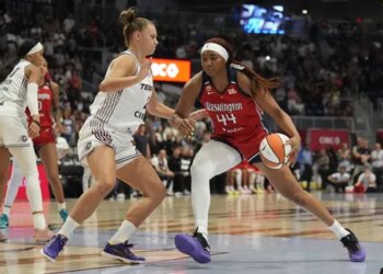Kiki Iriafen domine la raquette et les Mystics éteignent encore le Tempo