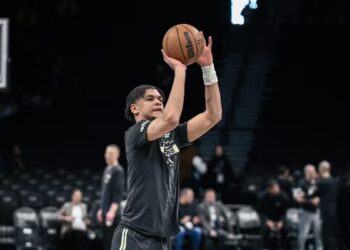 La première signature de la « free agency » pour Ousmane Dieng