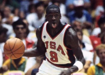 Le 29 juillet 1984, Michael Jordan jouait son premier match olympique