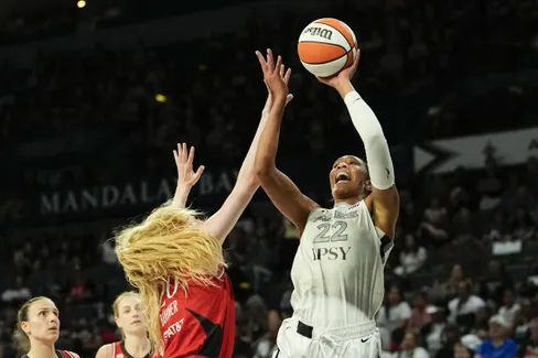 Le Fire sans solution face à Jackie Young et A’ja Wilson