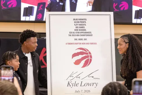 Le numéro 7 de Kyle Lowry va vite rejoindre le plafond de Toronto