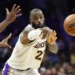 LeBron James principalement utilisé à la mène avec les Sixers ?