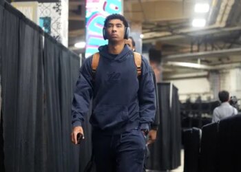 Les Clippers repoussent encore l’heure du choix pour Cam Christie