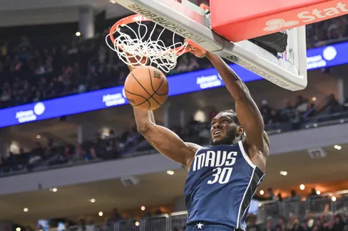 Les Knicks essaient de piquer Moussa Cissé aux Mavericks