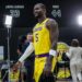 Les Lakers tournent la page Deandre Ayton, envoyé aux Wizards