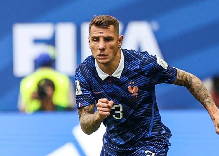 Lucas Digne ciblé, Pierre Ménès réagit