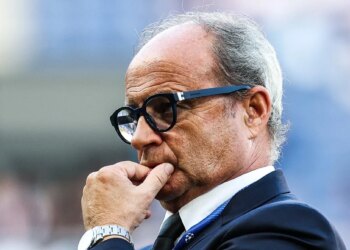 Luis Campos et sa fausse moustache