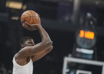 Mo Bamba repart pour un tour avec le Jazz