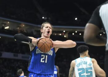 Moe Wagner rebondit aux Nets, Jevon Carter reste au Magic