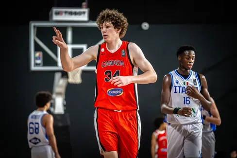 Nanterre attire un espoir canadien de 15 ans et… 2,29 m !