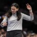 Sandy Brondello suspendue un match par la WNBA après son commentaire sur Angel Reese