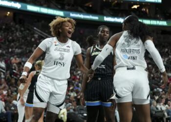 Sans A’ja Wilson, les Aces arrachent la victoire en prolongation face au Sky