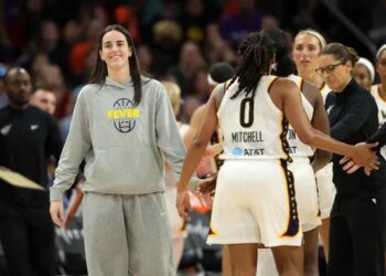 Sans Caitlin Clark, Kelsey Mitchell délivre le Fever à Phoenix