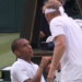 Vidéos, Wimbledon > L'échange très tendu entre Auger-Aliassime et Davidovich Fokina