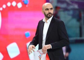 Walid Regragui avait pourtant rencontré Klopp… Il ne sera pas l’entraîneur du Paris FC