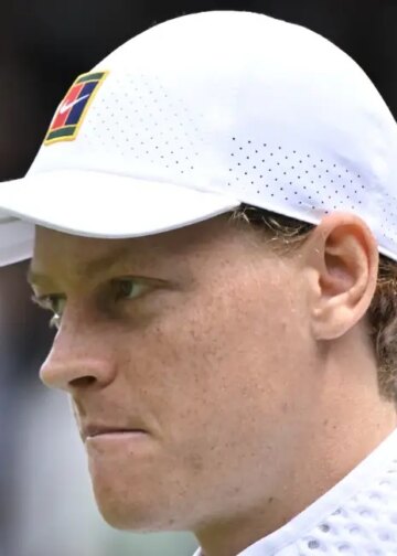 Wimbledon > Jannik Sinner, après sa qualification en huitièmes de finale : "On ne gagne pas Wimbledon pendant la première semaine. En revanche, on peut le perdre"