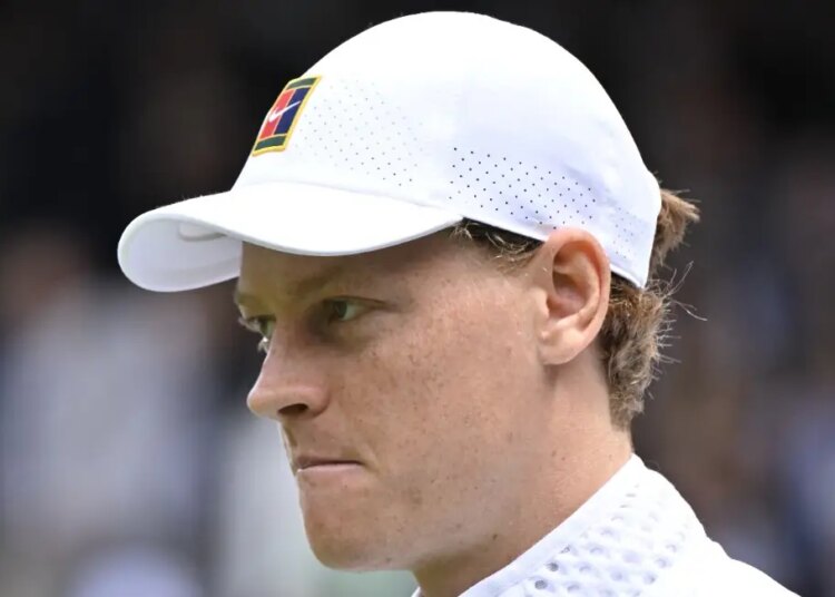 Wimbledon > Jannik Sinner, après sa qualification en huitièmes de finale : "On ne gagne pas Wimbledon pendant la première semaine. En revanche, on peut le perdre"
