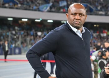 "grand joueur mais piètre entraîneur"... Le choix Patrick Vieira comme sélectionneur divise les supporters