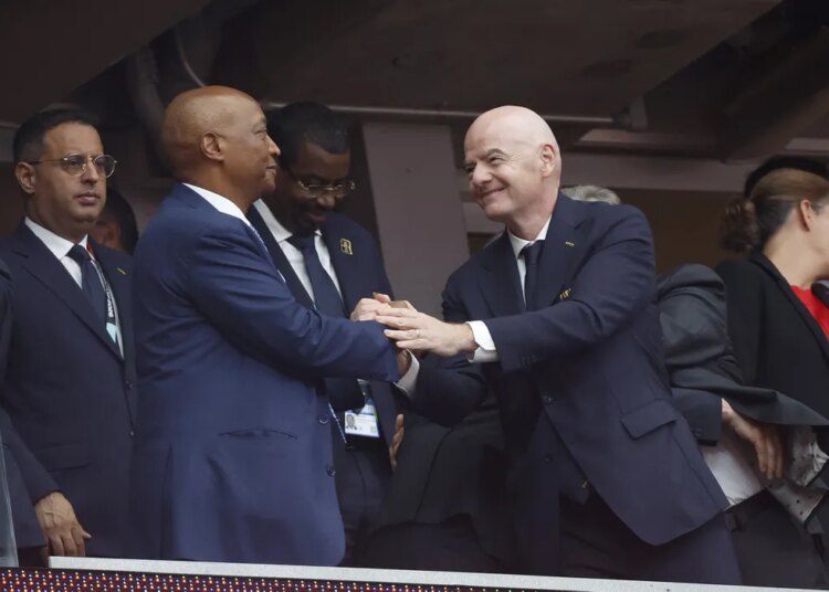 l’Afrique explique son dilemme avec Infantino... et tend la main à l’UEFA