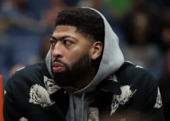 À Washington, la prolongation d’Anthony Davis attendra