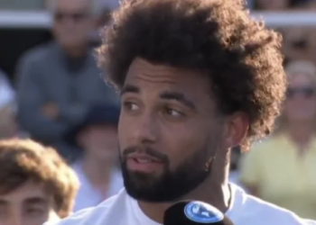 ATP - Cincinnati > Arthur Fils à Frances Tiafoe, après l'avoir battu en finale : "Quand j'étais jeune, tu faisais partie des joueurs qui me donnaient envie d’allumer la télé"