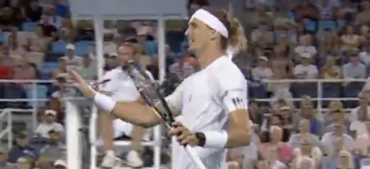 ATP - Cincinnati, Vidéos > Zverev allume Atmane au filet mais heureusement, le Français n'est pas Shapovalov