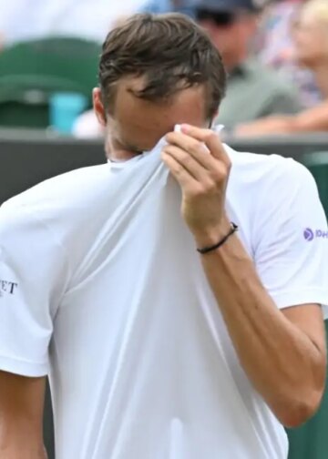 ATP - Montréal > Tursunov, le verdict sans appel pour Medvedev : "Daniil est un joueur irrégulier. Il prend de l'âge et il a plus de mal à jouer »